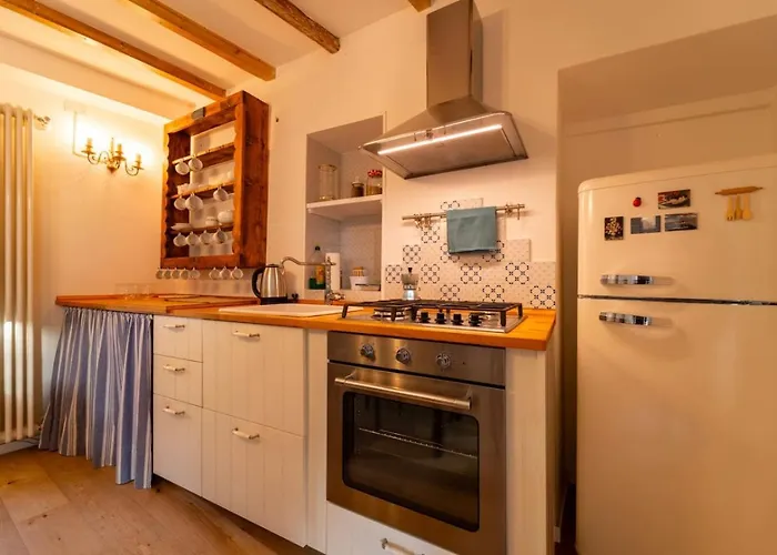 Loving Loppia - Lavanda Apartament *
